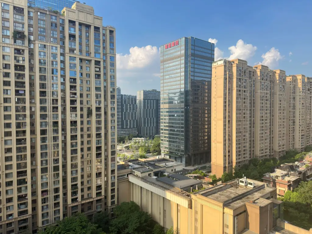 西安建材市场瓷砖选购指南：赵氏建材解析不同空间铺贴要点